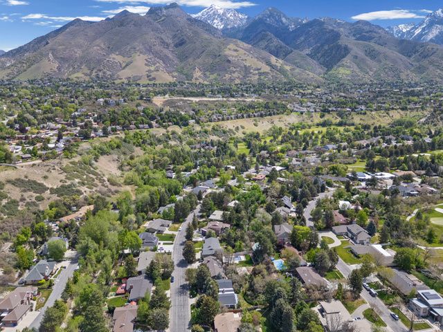 2931 E ROBIDOUX RD, Sandy, UT 84093