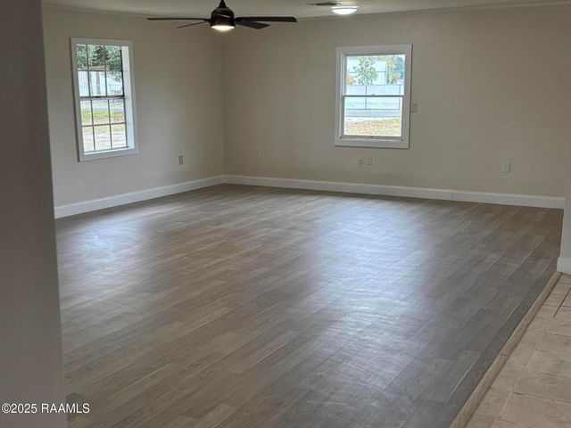 100 Fairway Drive, Lafayette, LA 70506