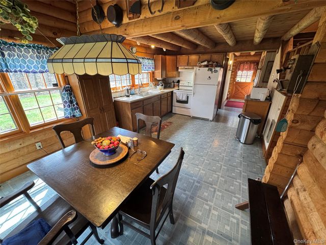 41 Maple Lane, Livingston Manor, NY 12758