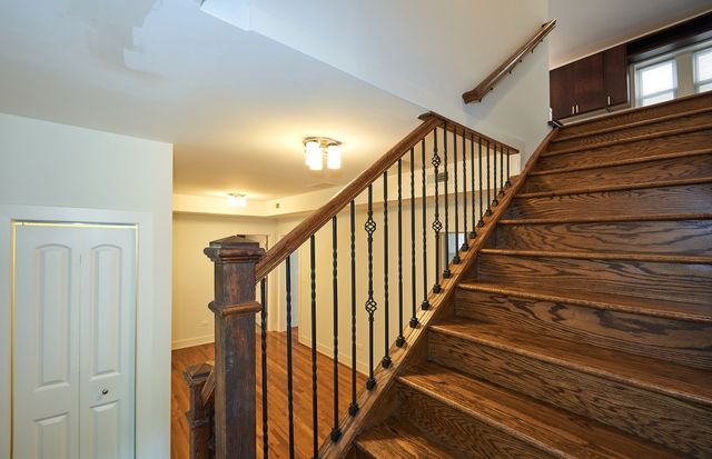 6134 N Washtenaw Avenue 1R, Chicago, IL 60659