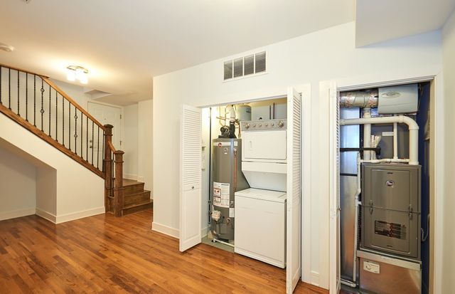 6134 N Washtenaw Avenue 1R, Chicago, IL 60659