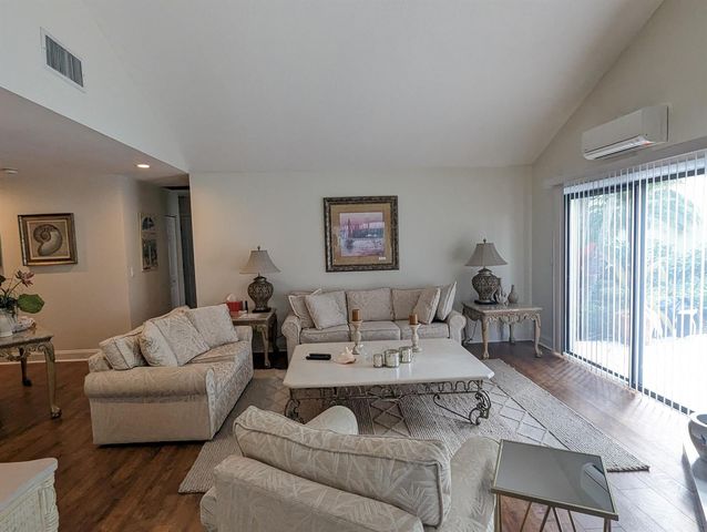 17042 Traverse Circle, Jupiter, FL 33477