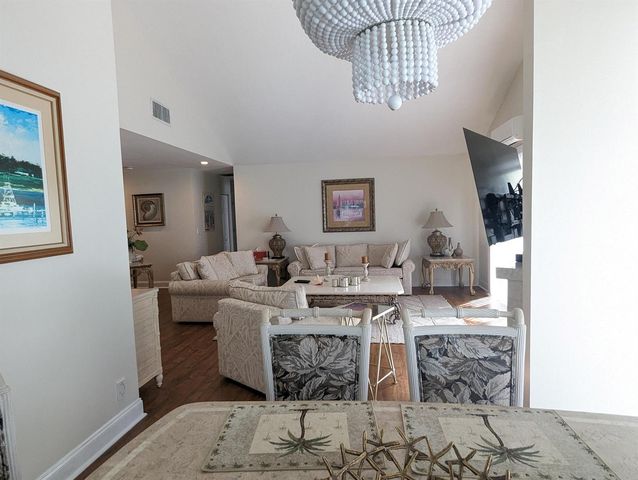 17042 Traverse Circle, Jupiter, FL 33477