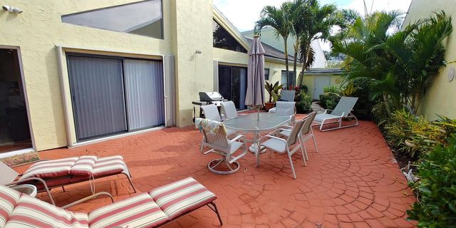 17042 Traverse Circle, Jupiter, FL 33477