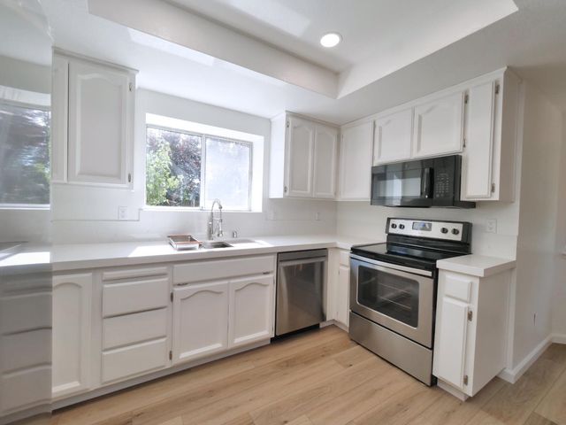 5941 Dahboy Way, Orangevale, CA 95662