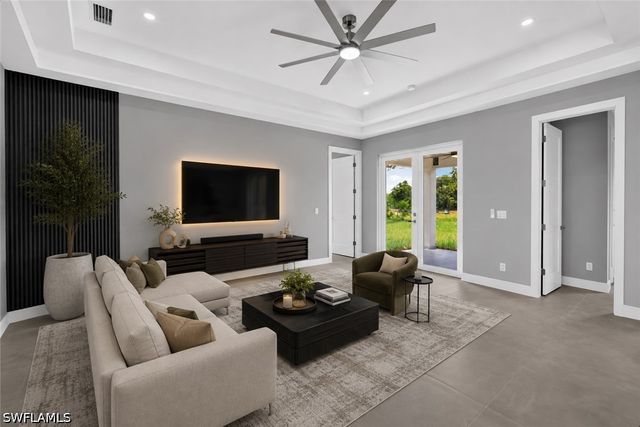 720 Bennington DR, Lehigh Acres, FL 33974
