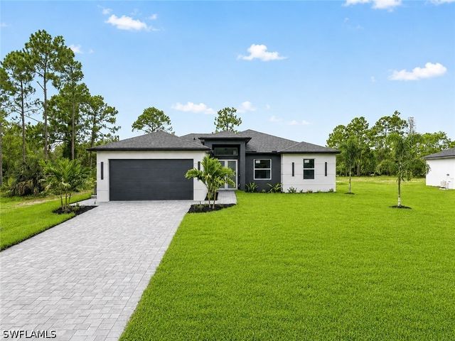 720 Bennington DR, Lehigh Acres, FL 33974