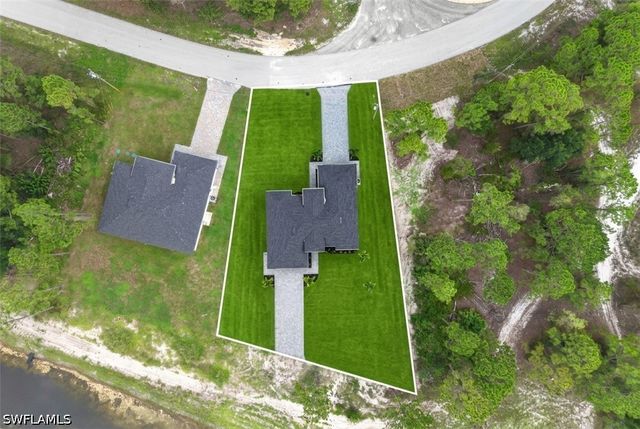 720 Bennington DR, Lehigh Acres, FL 33974