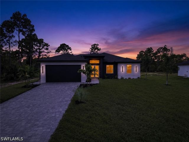 720 Bennington DR, Lehigh Acres, FL 33974