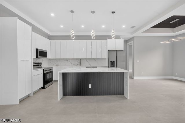 720 Bennington DR, Lehigh Acres, FL 33974