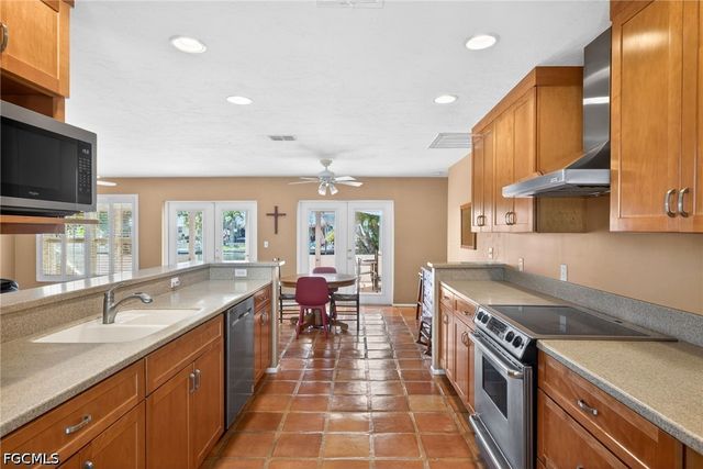 12279 Matlacha BLVD, Matlacha Isles, FL 33991