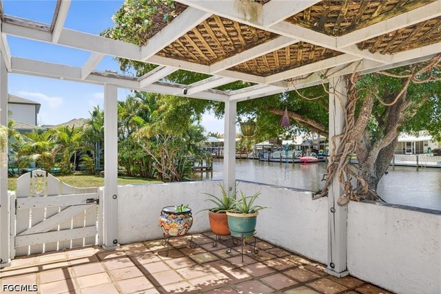 12279 Matlacha BLVD, Matlacha Isles, FL 33991
