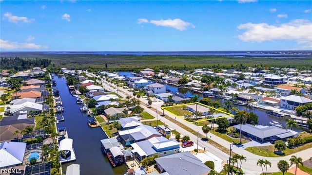 12279 Matlacha BLVD, Matlacha Isles, FL 33991