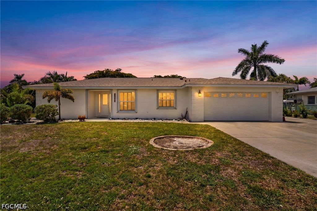 12279 Matlacha BLVD, Matlacha Isles, FL 33991