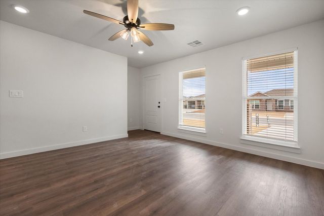 514 E 23rd Street, Wolfforth, TX 79382