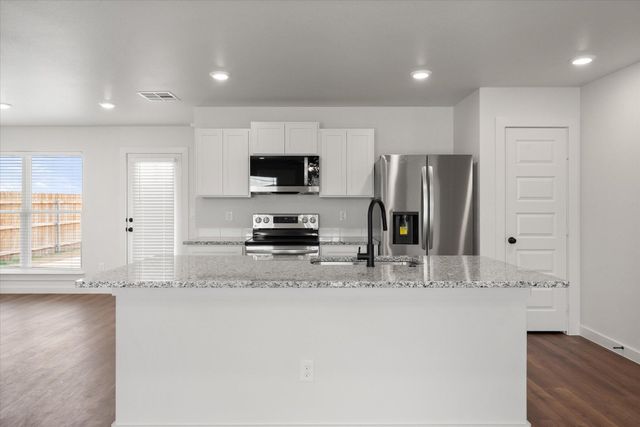 514 E 23rd Street, Wolfforth, TX 79382