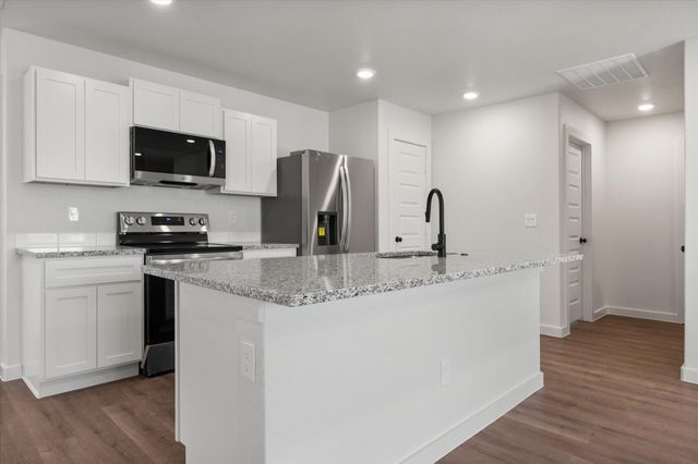 514 E 23rd Street, Wolfforth, TX 79382