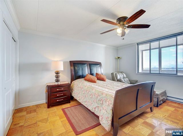 250 Gorge Road 17L, Cliffside Park, NJ 07010