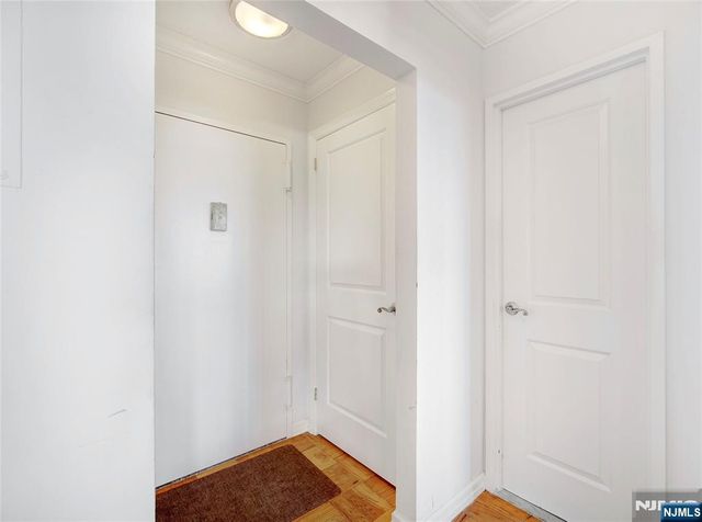 250 Gorge Road 17L, Cliffside Park, NJ 07010