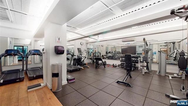 250 Gorge Road 17L, Cliffside Park, NJ 07010