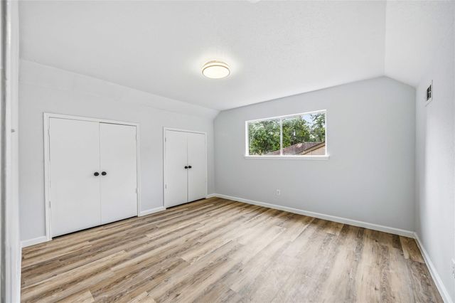 203 Wedgewood Court, Oak Ridge North, TX 77386