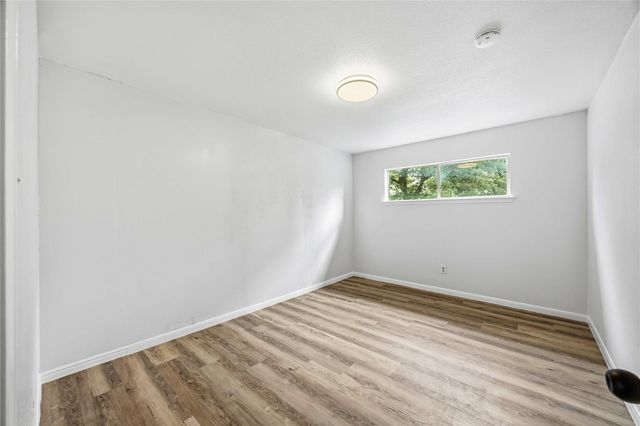 203 Wedgewood Court, Oak Ridge North, TX 77386