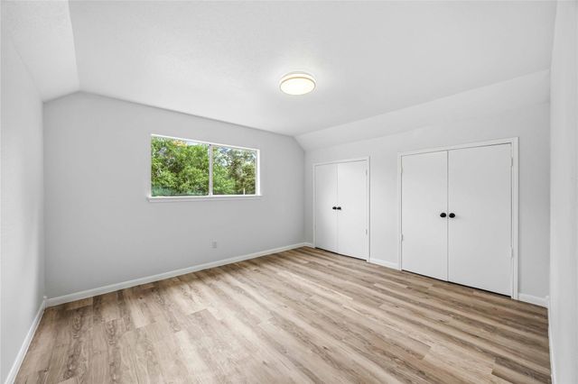 203 Wedgewood Court, Oak Ridge North, TX 77386