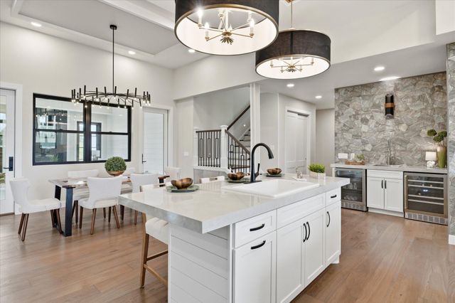 6783 Broadview Drive, Prior Lake, MN 55372