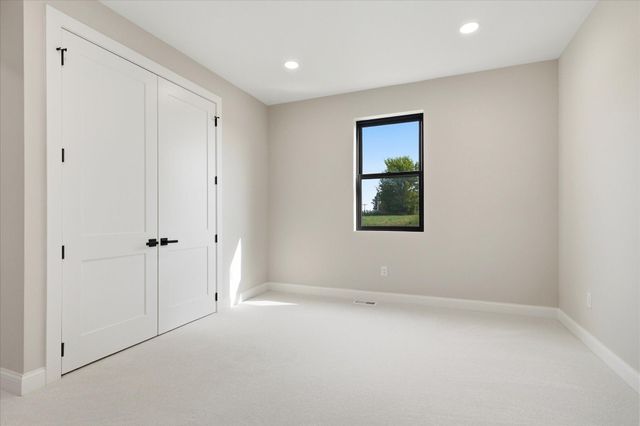 6783 Broadview Drive, Prior Lake, MN 55372