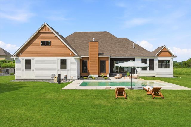 6783 Broadview Drive, Prior Lake, MN 55372