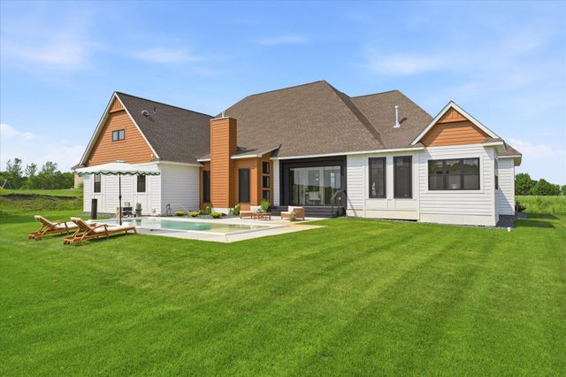 6783 Broadview Drive, Prior Lake, MN 55372