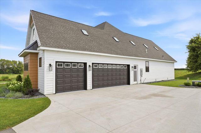 6783 Broadview Drive, Prior Lake, MN 55372