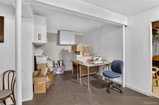 5148 Woodrun Court, West Bloomfield Charter Township, MI 48323