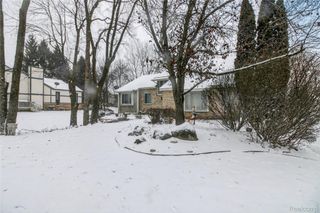 5148 Woodrun Court, West Bloomfield Charter Township, MI 48323