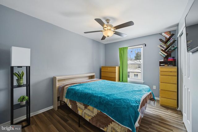 8 ARK CT, Sewell, NJ 08080