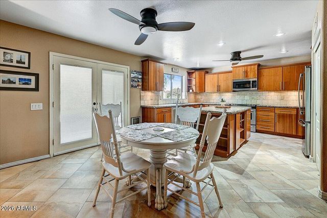 1054 E GOLDEN Court, Chandler, AZ 85225