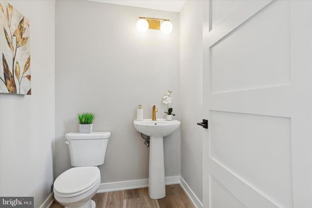 410 SANDY BANK RD, Media, PA 19063