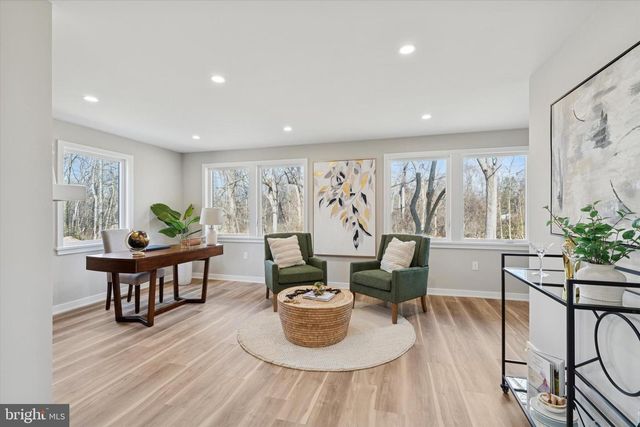 410 SANDY BANK RD, Media, PA 19063