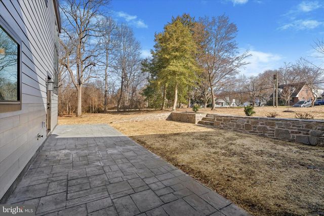 410 SANDY BANK RD, Media, PA 19063