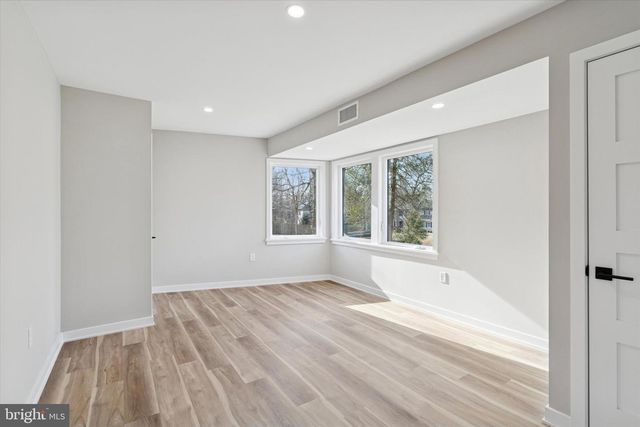 410 SANDY BANK RD, Media, PA 19063