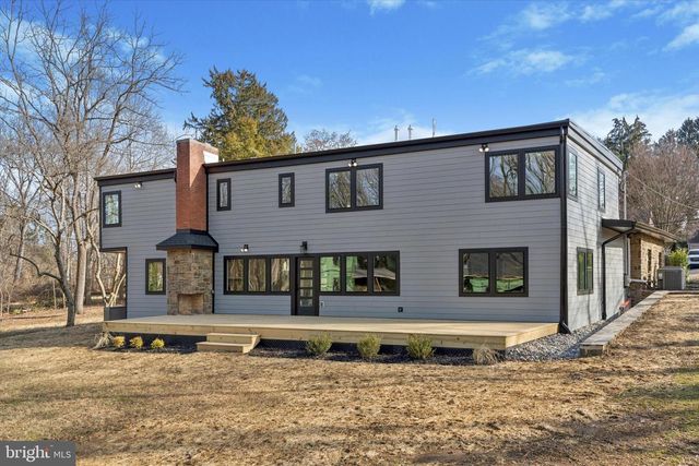 410 SANDY BANK RD, Media, PA 19063