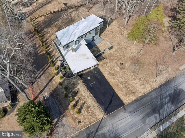 410 SANDY BANK RD, Media, PA 19063