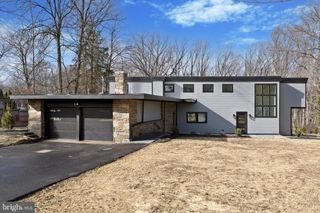 410 SANDY BANK RD, Media, PA 19063