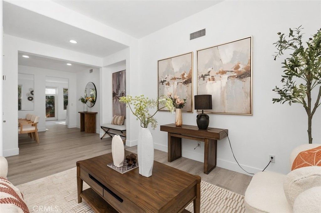 31 Dinuba, Irvine, CA 92602 — photo 5
