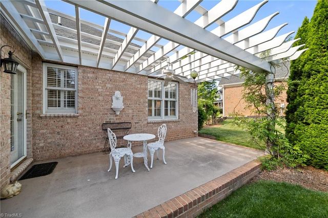 1209 Colston Court, Kernersville, NC 27284