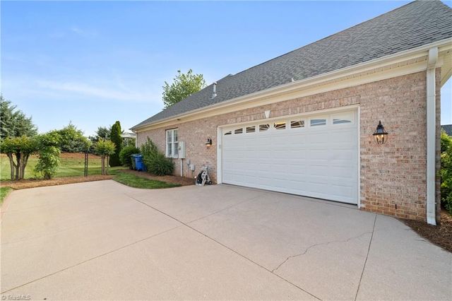 1209 Colston Court, Kernersville, NC 27284