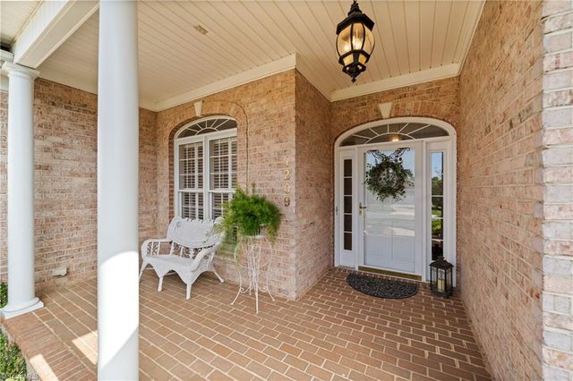 1209 Colston Court, Kernersville, NC 27284