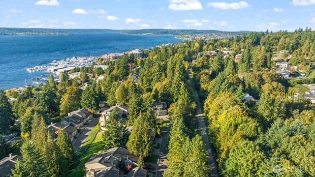 4617 103rd Lane NE, Kirkland, WA 98033