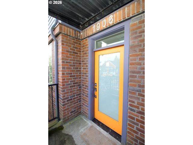 1906 Se TACOMA St, Portland, OR 97202