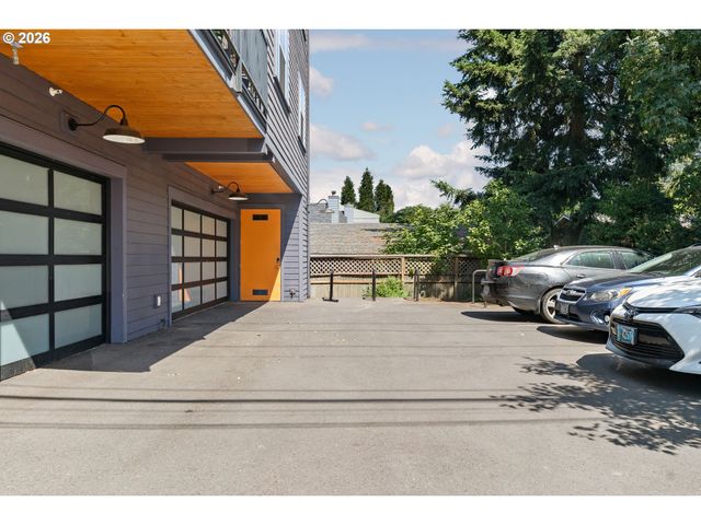1906 Se TACOMA St, Portland, OR 97202